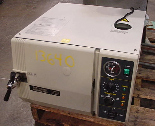 Used TUTTNAUER BRINKMANN TABLE TOP STERI STERLIZER AUTOCLAVE Autoclaves New Jersey US | Champion Trading Corporation #423244