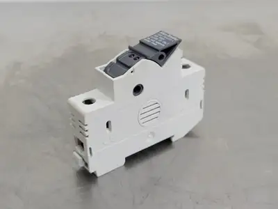 USED ALLEN-BRADLEY 1492-FB1C30-L
