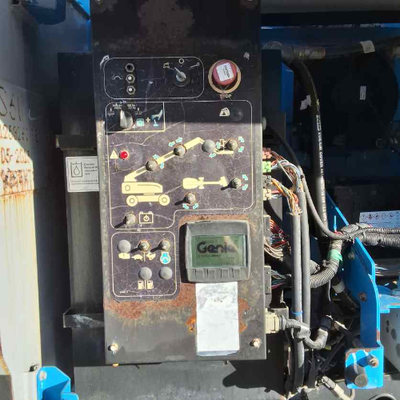 USED 2015 Genie S-60X