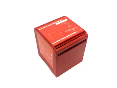 USED ALLEN-BRADLEY SER. A GUARDMASTER SAFETY RELAY MODULE