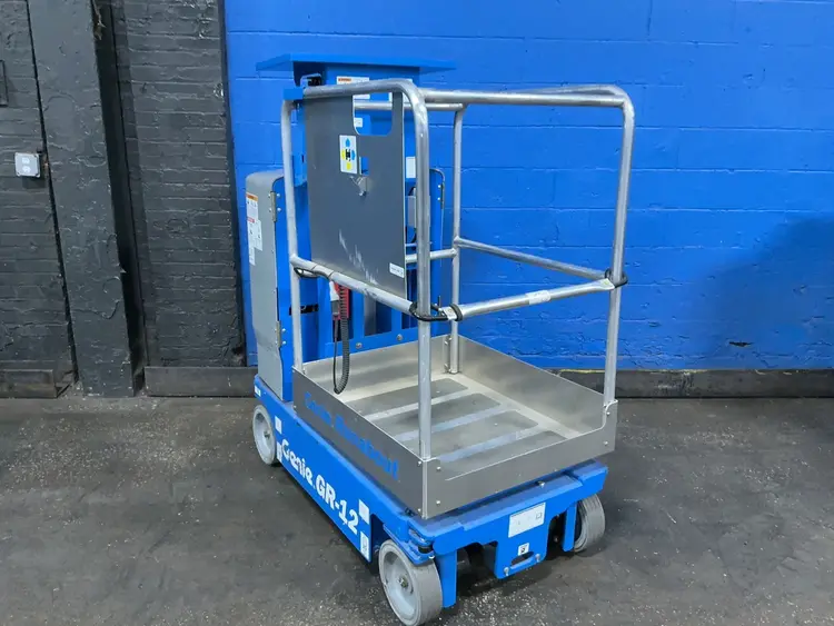 Used 2015 GENIE GR12 Miscellaneous MRO Ohio US | HGR 24 #1566828