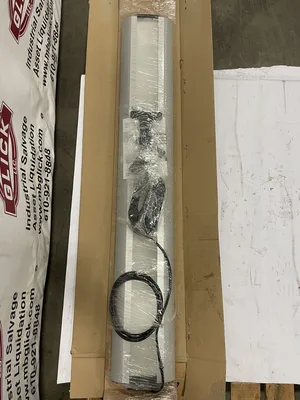 Waldmann SAHQ 88 LED Tube Machine Light 4000k 38W 49.5” L x 7.4” W -NIB