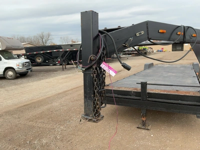 Used 2006 KAUFMAN 36' TANDEM AXLE GOOSENECK Gooseneck Cargo Trailers Michigan US | Miedema Asset Management Group #1769393