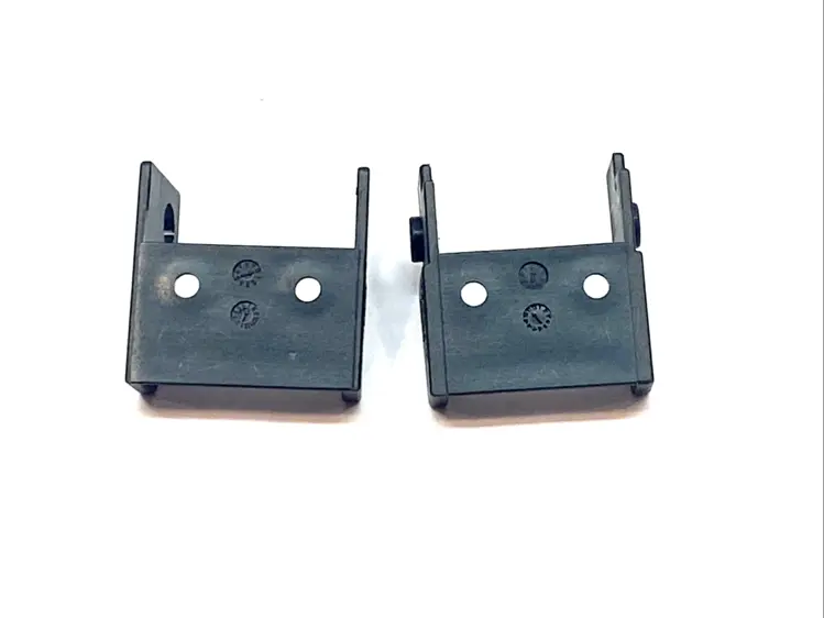 Used IGUS MOUNTING BRACKET SET Miscellaneous MRO | Maverick Industrial Sales #1122137