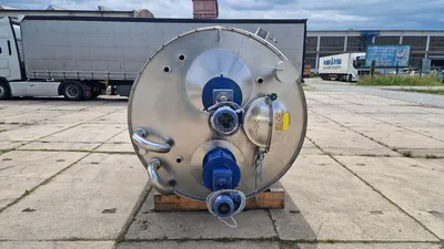 Hoeksma & Velt 6,000 Litre Stainless Steel Tanks | Perry Equipment (3)