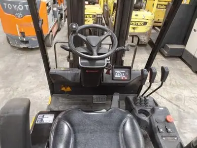 USED 2020 HYUNDAI 20BT-9U