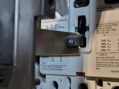 Used EATON SVX015A1-5A4N1 Switchgears British Columbia CA | Lenmark #240103