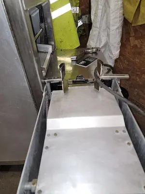 UNITED BAKERY EQUIPMENT 10 Automatic Bread Slicer | Harvest Equipment and Fabrication Inc (11)