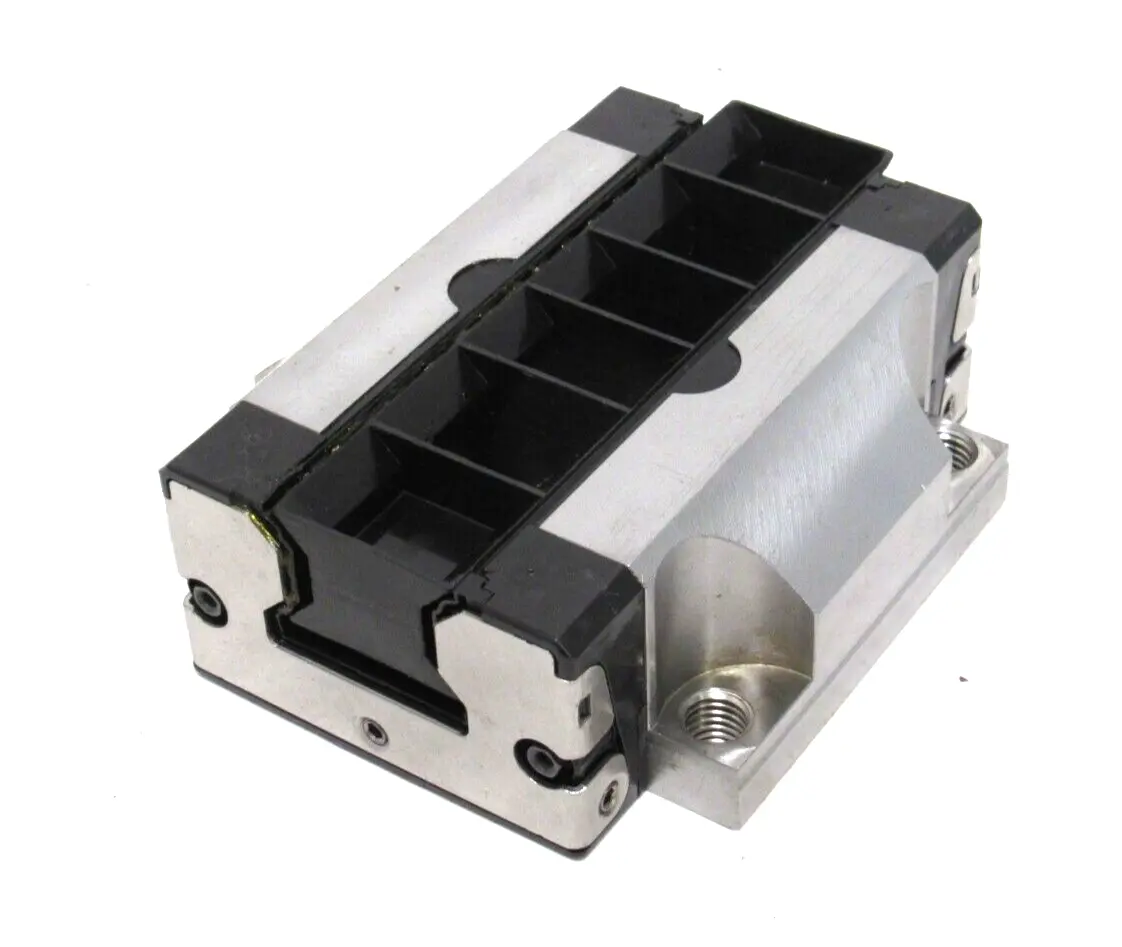 NEW REXROTH R165141420 RUNNER BLOCK FLANGED