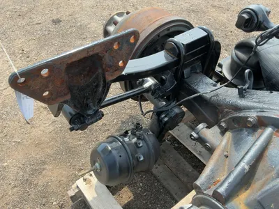 Semi Truck Drive Axle, 23,000 lb GVWR, Hendrickson Air Ride Suspension, Air Brakes, missing info tag...