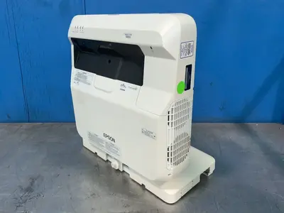 Used EPSON BRIGHTLINK PRO 1450UI Commercial Audio/Visual Equipment Ohio US | HGR 24 #1415177