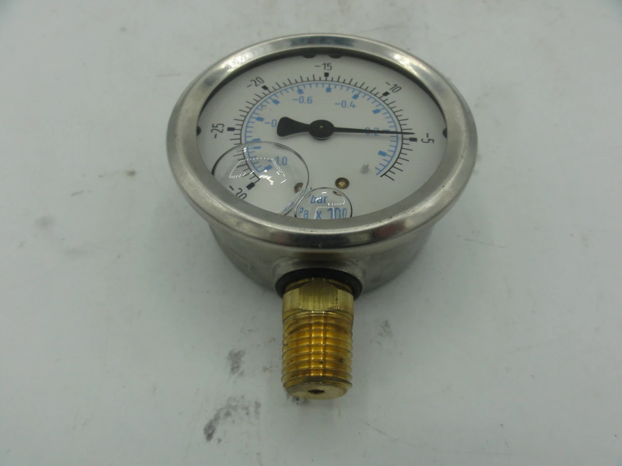 Marshall Pressure Gauge Fuel Pressure Oil 0 to -1 BAR 0 to -30 in.Hg