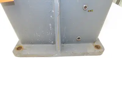 Double Reduction Gearbox 210:1 Ratio Reducer 8 RPM 182TC Vertical Output Shaft