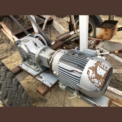 Kolman 24in x 45ft Feed Conveyor and Reciprocating Plate Feeder