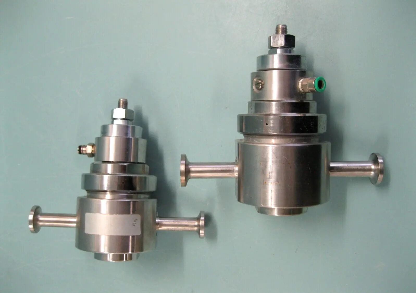 Lot of (2) 1/2"  Sanitary Tescom Regulator F12
