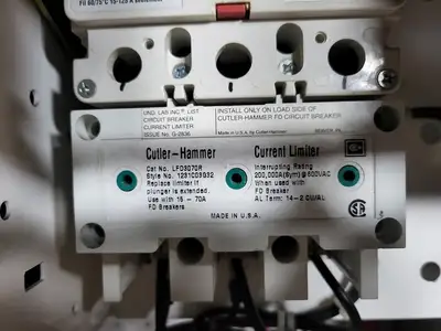USED EATON SVX015A1-5A4N1
