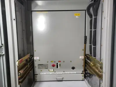 25kV 1200A 3ph Switchgear Unit w/ (2) Power Vac Breaker VB1 27.0-16-0