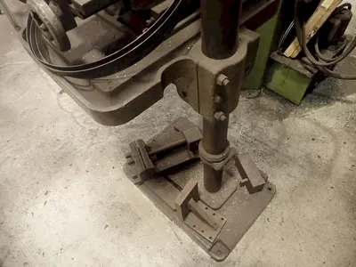 15" DELTA MODEL #15-655 VARIABLE SPEED SINGLE SPINDLE DRILL PRESS: YOBRO #24257