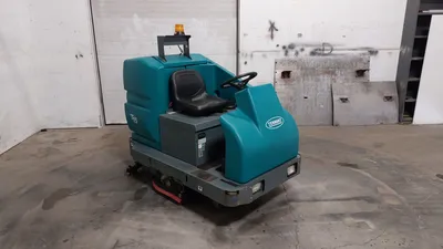 2009 TENNANT T15 FLOOR SCRUBBERS | Platinum Group (1)