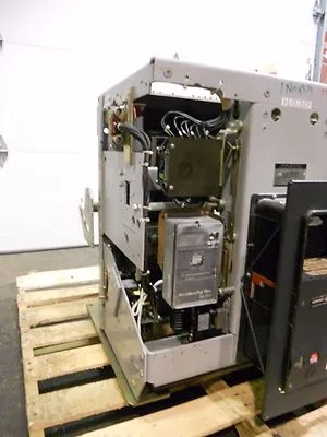 Used GE AKR-8D-100 Circuit Breakers Ohio US | Equipment Recovery Corp. #1329703