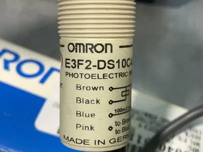 Used OMRON E3F2DS10C4N 2M Photoelectric Sensors Ohio US | HGR 24 #1518393
