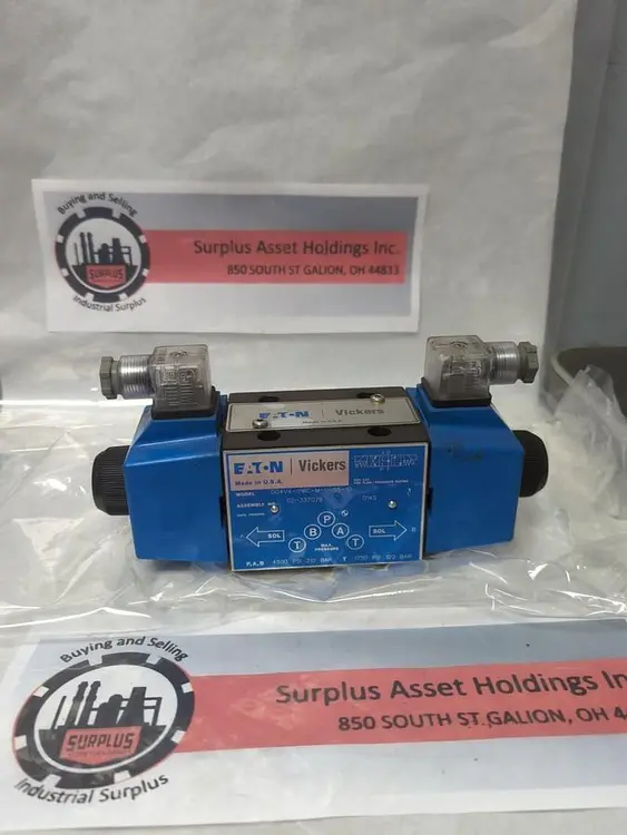 Used VICKERS DG4V4-016C-M-U-B5-10 Solenoid Valves Ohio US | Surplus Asset Holdings #1225846
