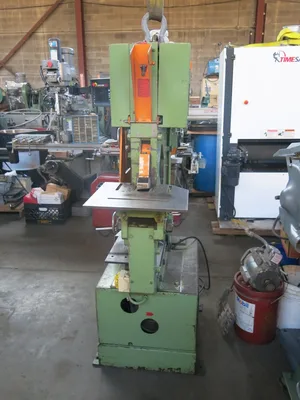 USED PEDDINGHAUS 88 TON HYDRAULIC IRONWORKER PEDDIWORKER 880