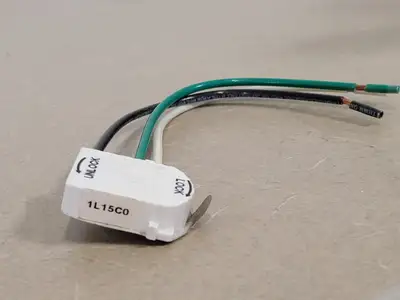 USED LEVITON 111-MSTWL-A