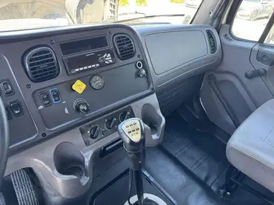 Used 2016 FREIGHTLINER M2 Carhaulers California US | Commerce Truck Equipment Sales #1547762