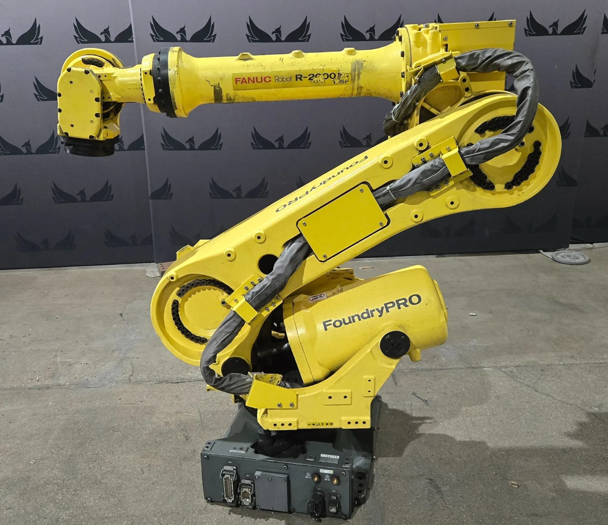 USED 2014 FANUC R2000ic/165F