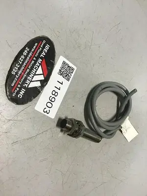 USED BALLUFF BES 516-325-SA56