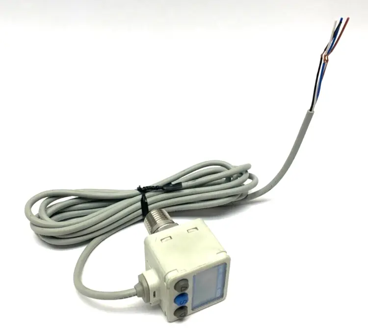 Used SMC DIGITAL PRESSURE SWITCH ASSEMBLY Pressure Switches | Maverick Industrial Sales #1120896