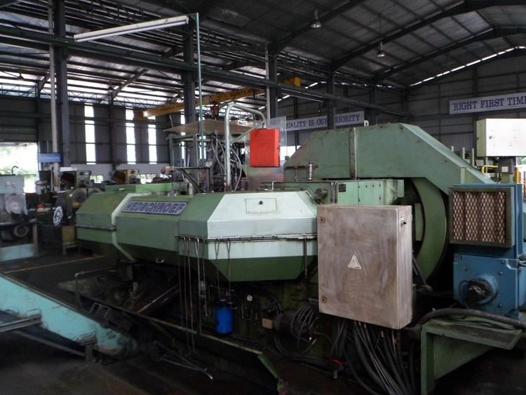 Used 1995 NEDSCHROEFF MW53 Nut Formers | HARITON MACHINERY COMPANY #467301