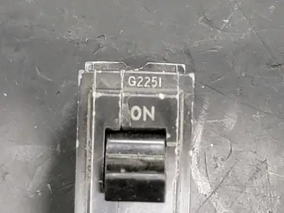 Used GENERAL ELECTRIC THQL1120 Switchgears British Columbia CA | Lenmark #241393
