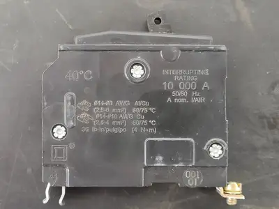 USED SQUARE D QOB120