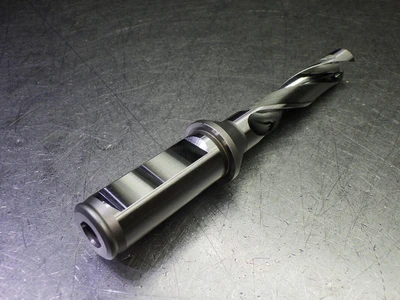 Kennametal .591" Coolant Thru 5xD Drill 3/4" Shank KTFS0591R05SCF075 (LOC2978D)