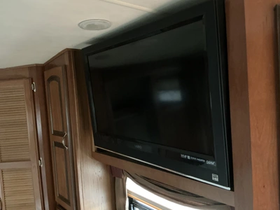 Used 2012 CROSSROADS RUSHMORE 34SB Campers, Caravans, Motorhomes Michigan US | Miedema Asset Management Group #1406929