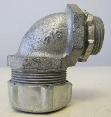 Lot of 5 Thomas & Betts 3/4” Liquid Tight 90 Degree Angle Connectors