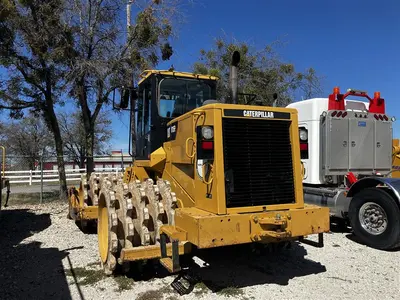 USED 2014 Caterpillar 815F2