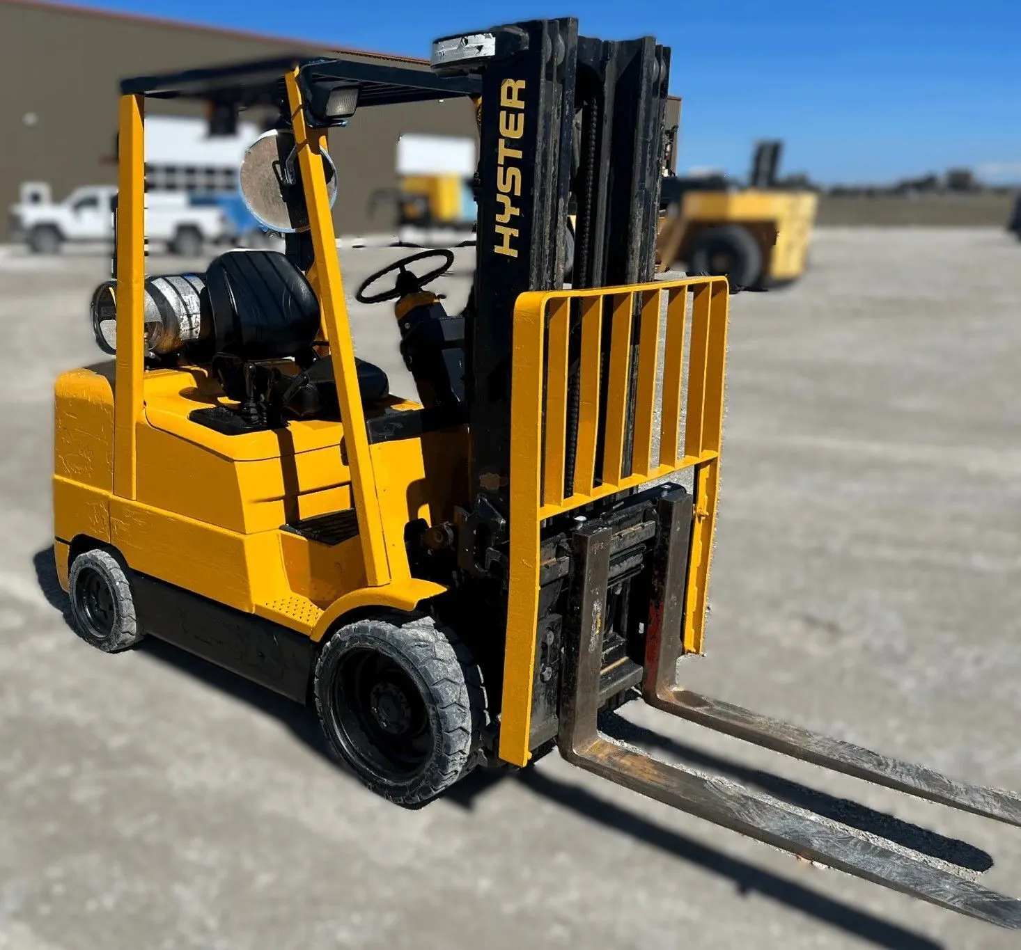 USED 1999 HYSTER S65XM