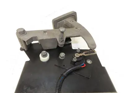 Yale Forklift Throttle Accelerator Pedal Bracket & Potentiometer Off ERC100HHN