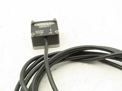 Banner QM30VT1 Industrial Vibration Temperature Sensor Magnetic Mount 80" Cord