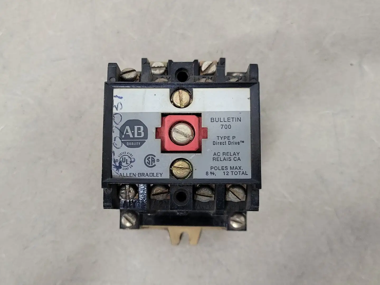 USED ALLEN-BRADLEY 700-P400A1