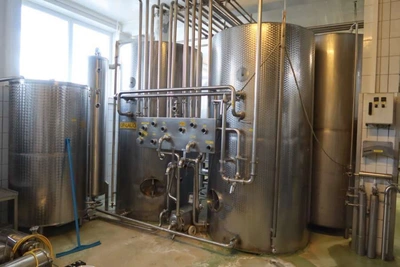 8500 LPH soft & semi-hard cheese production line.