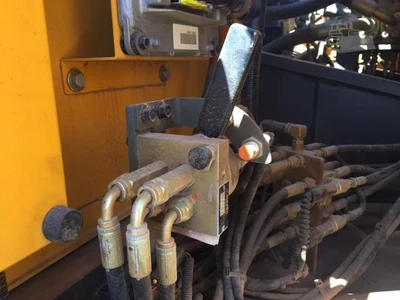 Used 2012 VOLVO EC220DL Crawler Excavators California US | Mittry Construction #1363469
