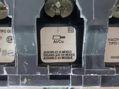 Used SQUARE D QOB330 Switchgears British Columbia CA | Lenmark #1438534