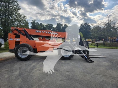 USED 2018 SKY TRAK 10054