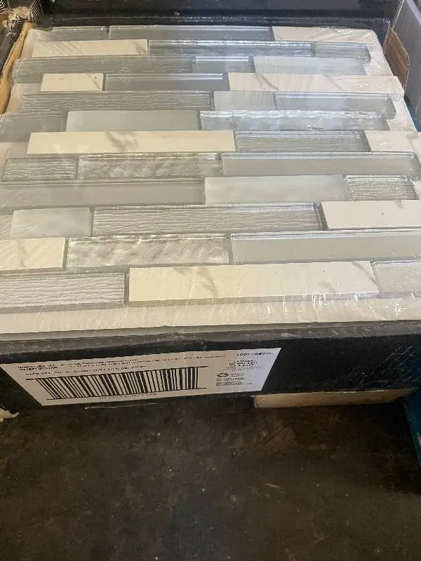 Whistler Ice Interlocking Mosaic Tile - 11.81 x 11.81 in - 0.31 in Thick - Pack of 10