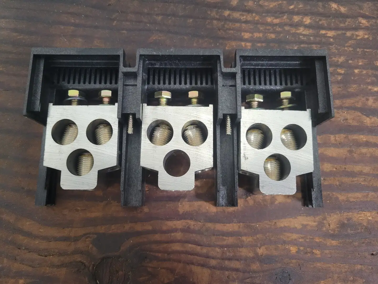 USED SCHNEIDER ELECTRIC 46961