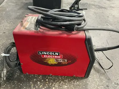 Used LINCOLN ELECTRIC WELD PAK 100 HD Welding Machinery (Other) Ohio US | HGR 24 #1343910